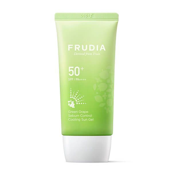 Солнцезащитный гель для жирной кожи Frudia Green Grape Sebum Control Cooling Sun Gel SPF50+/PA ++++